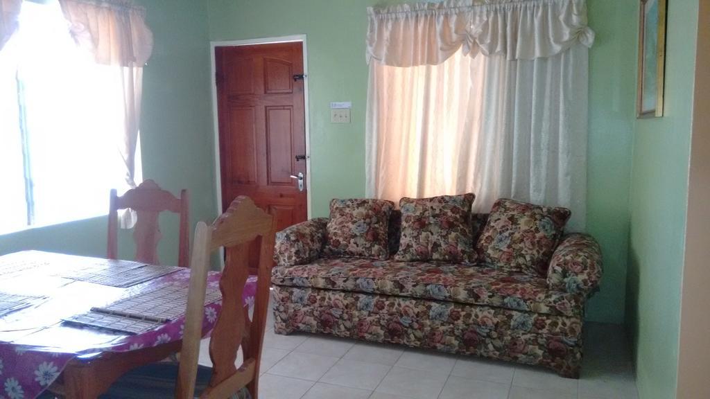 Yard Style Hotell Kingston Rom bilde