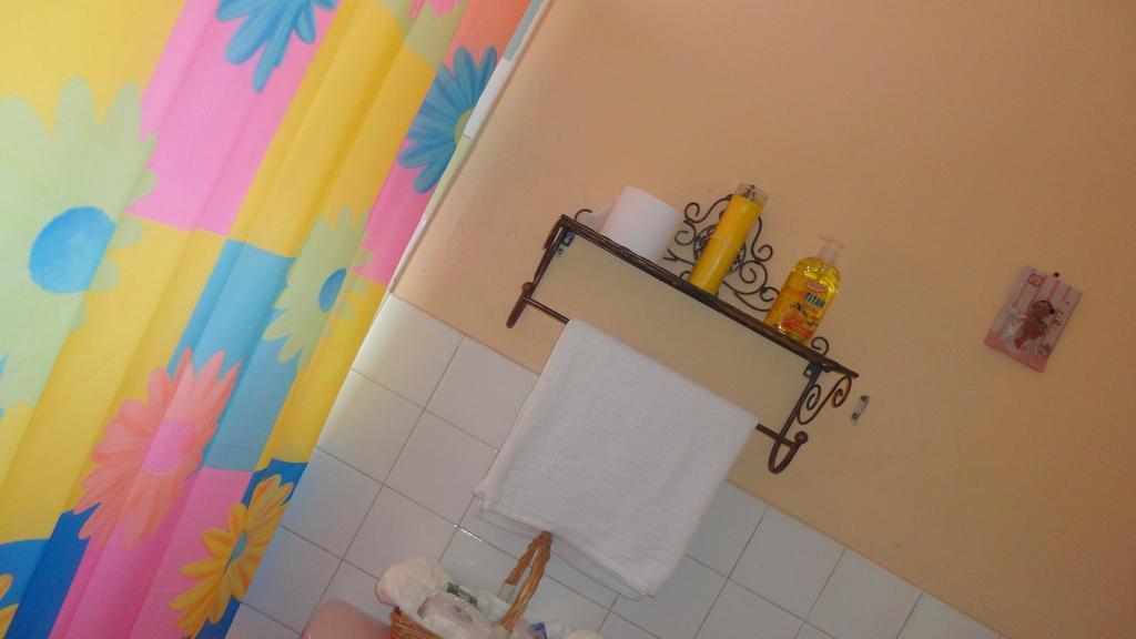 Yard Style Hotell Kingston Rom bilde